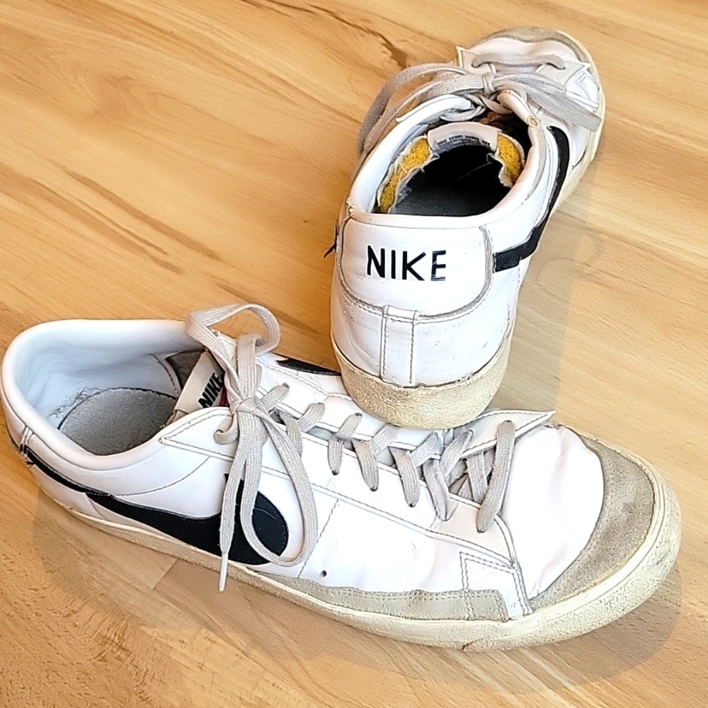 Men's shoes